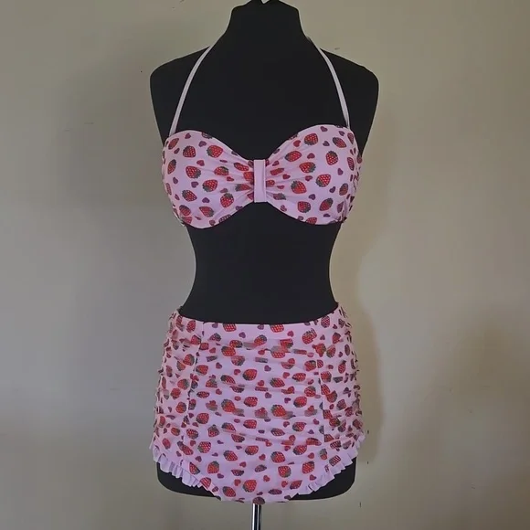 Hot Topic Strawberry High Waisted Bikini (Top XL) Bottoms (L) - Picture 4 of 8